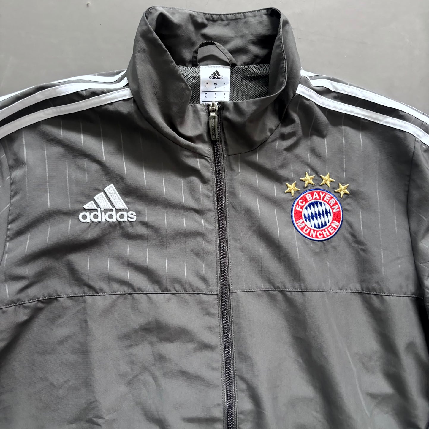 Adidas x FC Bayern München Vintage Tracksuit 2015/16 | L