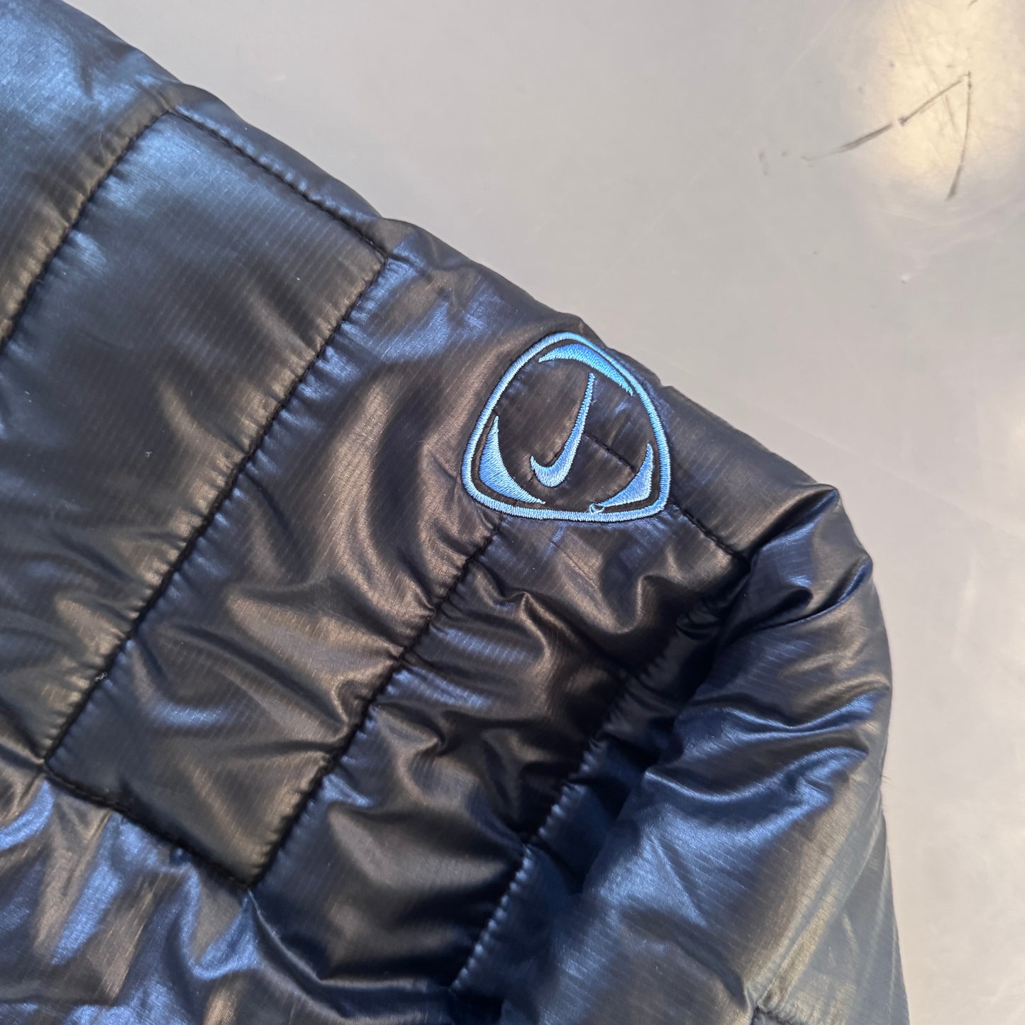 Nike x Aston Villa Vintage Puffer 2005/06 | XL