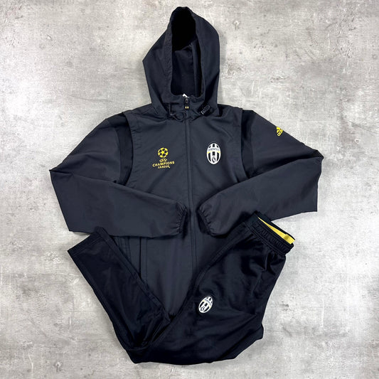 Juventus Turin CL Tracksuit XS