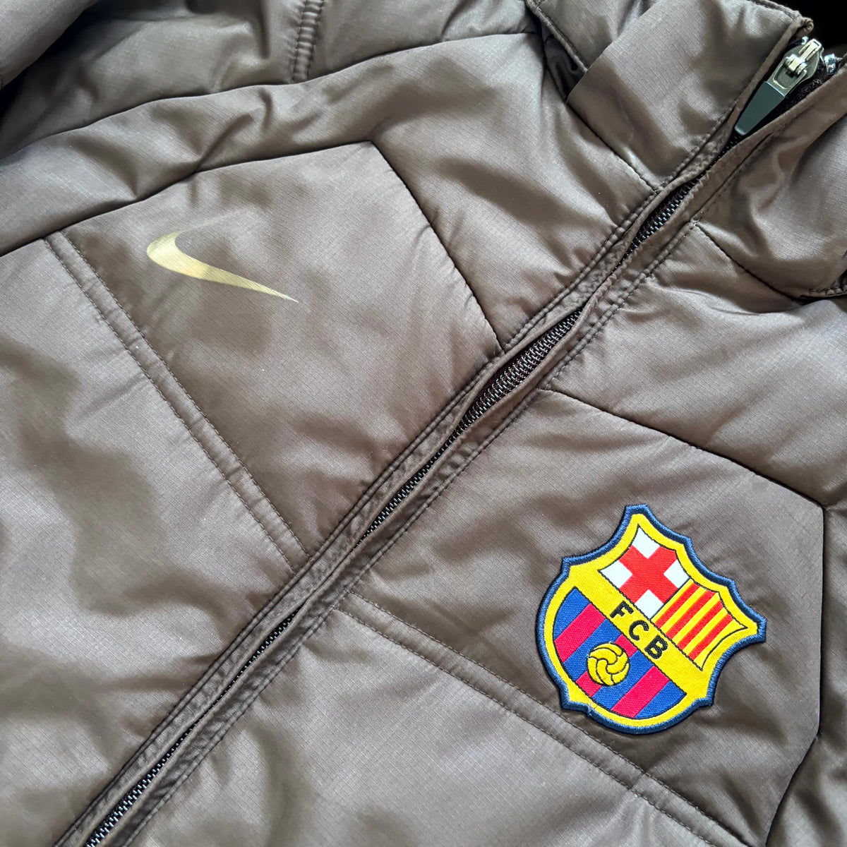 Nike x FC Barcelona Vintage *Premium* Puffer 2007/08 | S