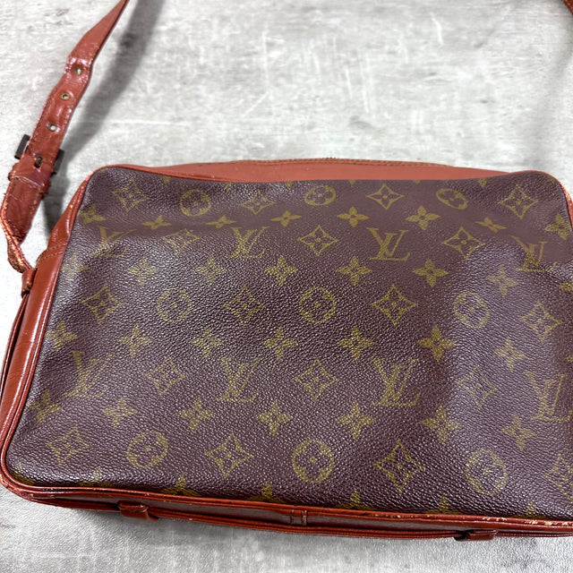 Louis Vuitton Umhängetasche