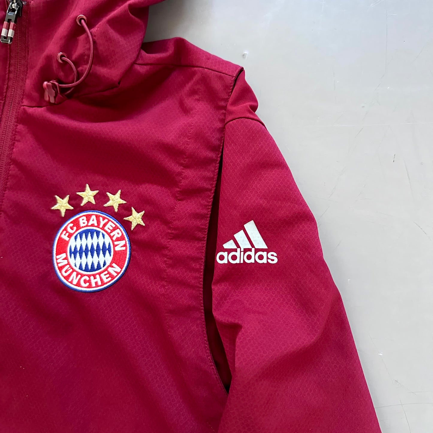 Adidas x FC Bayern München CL Vintage Tracksuit 2014/15 | XS