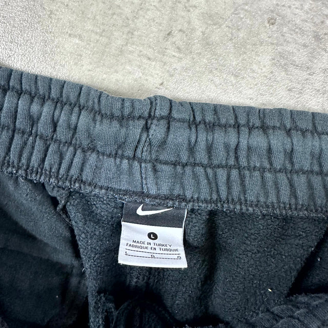 Nike Sweatpants L