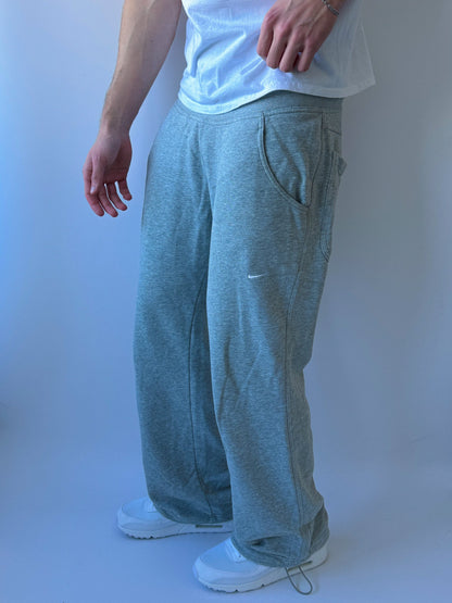 Nike Vintage Open Leg Sweatpants | S