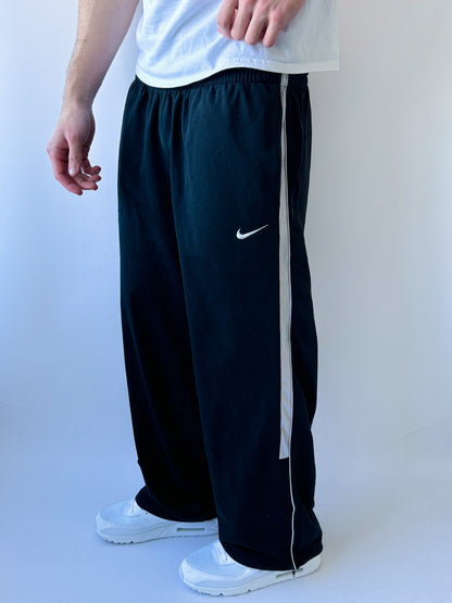 Nike Vintage Trackpants | M