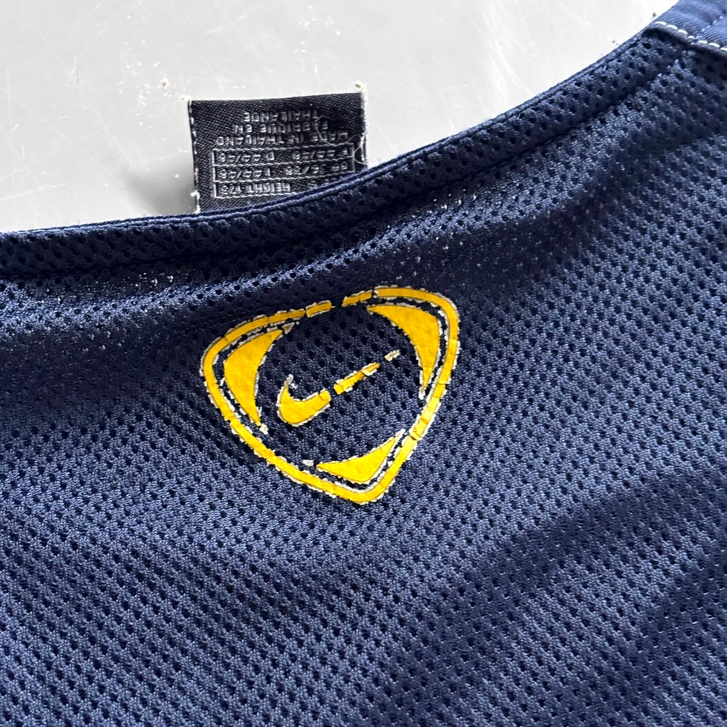 Nike x Fc Barcelona Vintage *Premium* Shirt 2004/05 | S