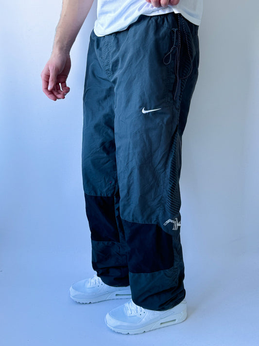 Nike Vintage Trackpants | L