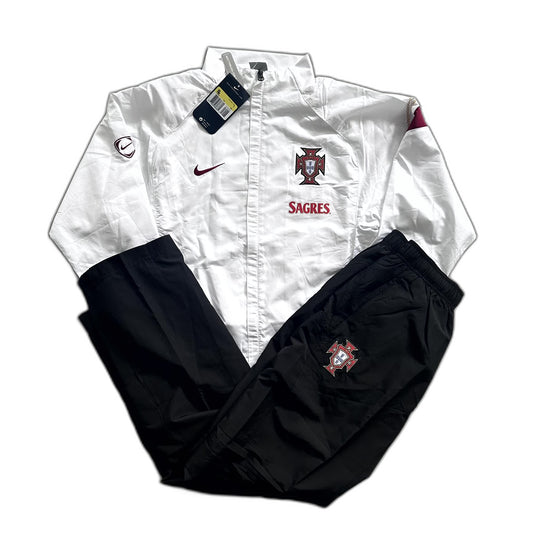 Nike x Portugal Vintage *Premium* Tracksuit 2006 NEU | M