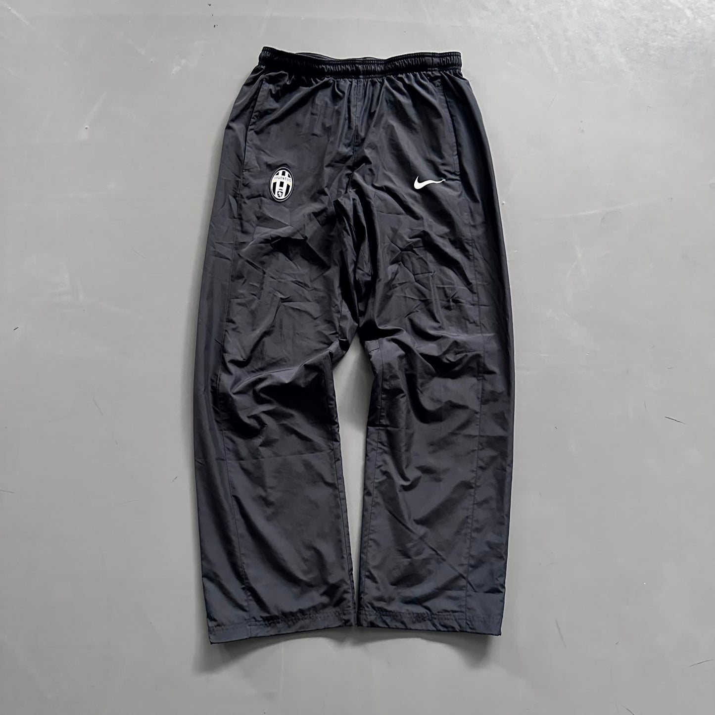 Nike x Juventus Turin Vintage *Premium* Tracksuit 2005/06 | M