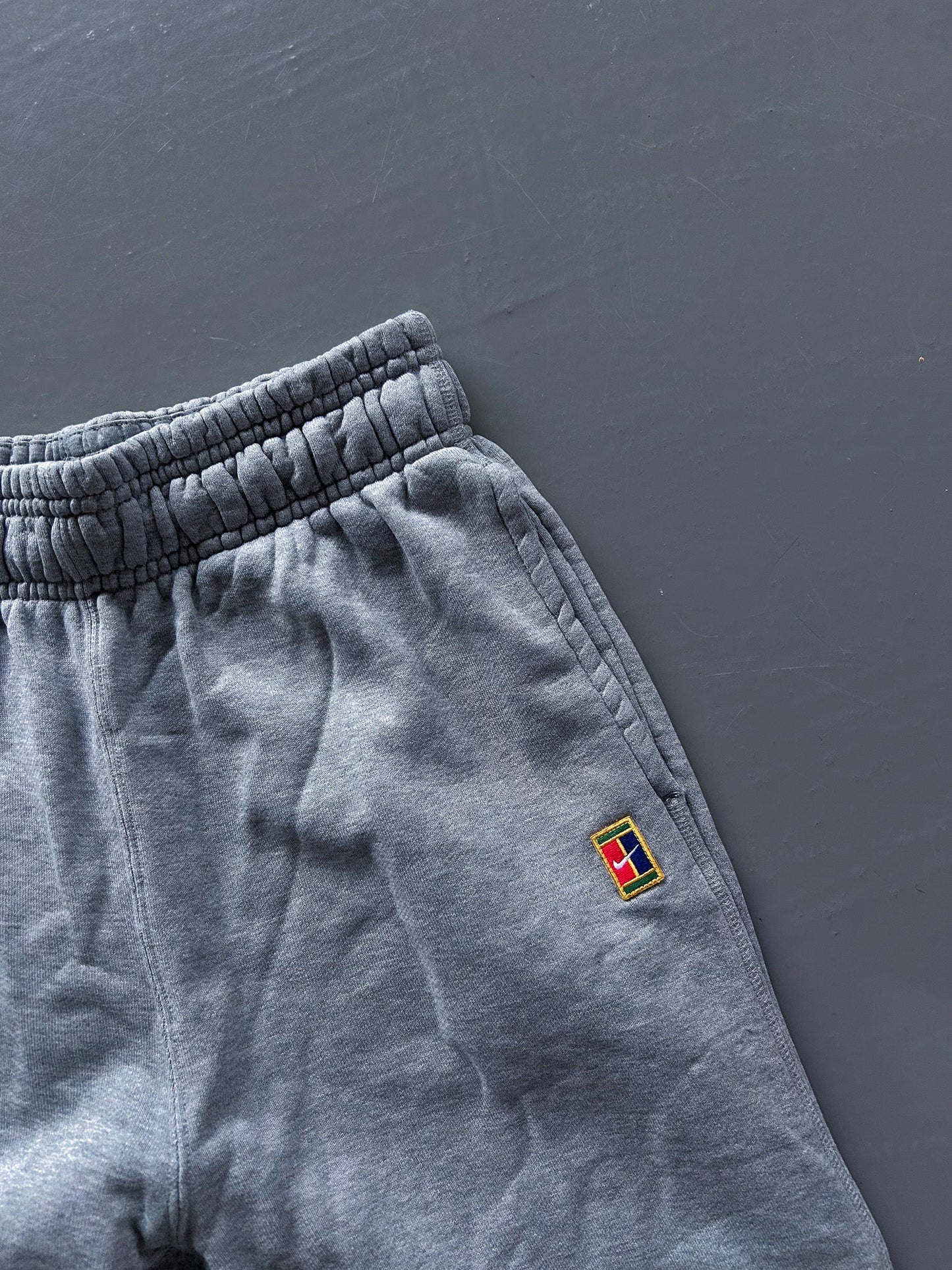 Nike Court Vintage Sweatpants | S