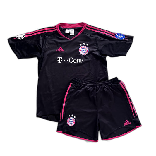 Adidas x FC Bayern Vintage *Ballack* Trikot Set 2006/07 | S