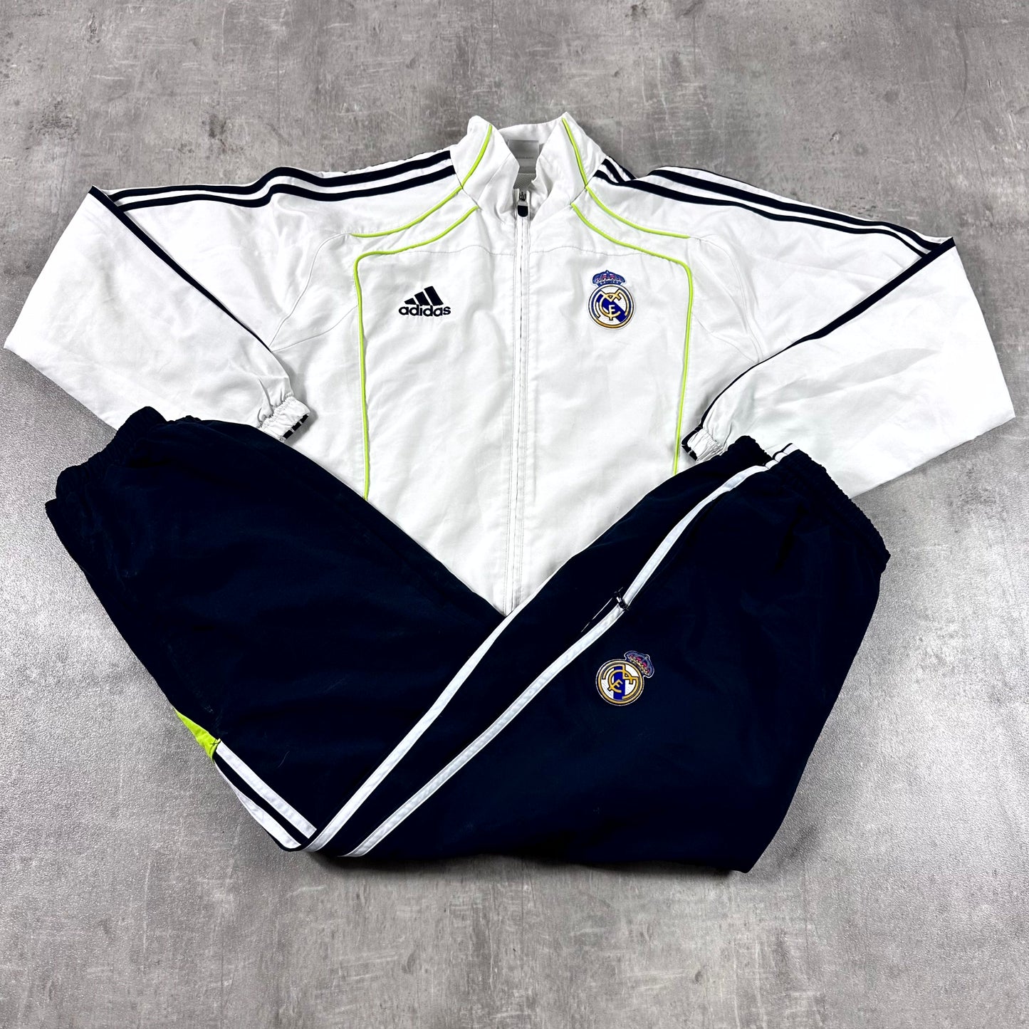 Real Madrid Tracksuit XL