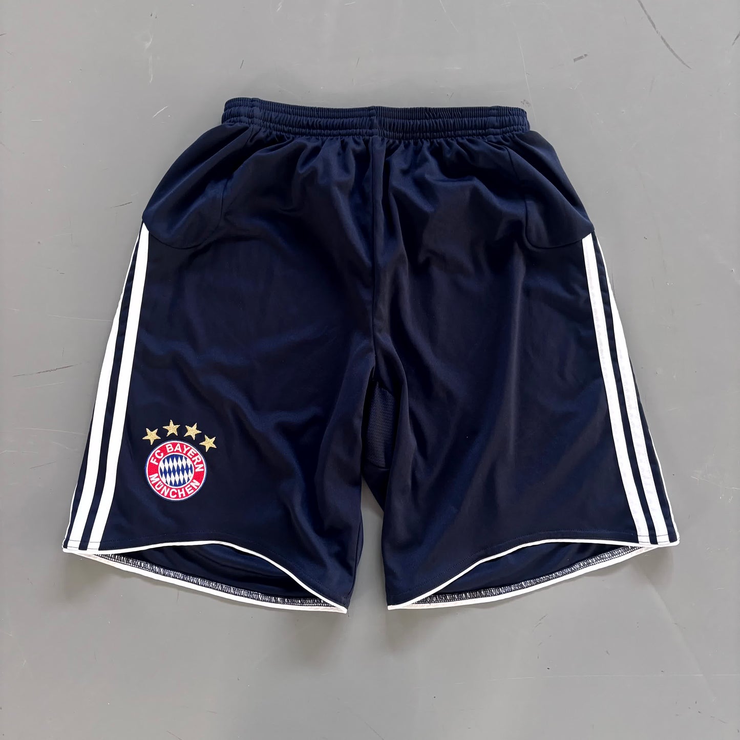 Adidas x FC Bayern Vintage Trikot Set 2010/11 | S