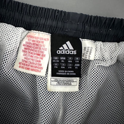 Adidas x Real Madrid Vintage Trackpants 2006/07 | S