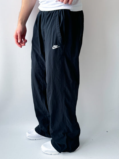 Nike Vintage Trackpants | L