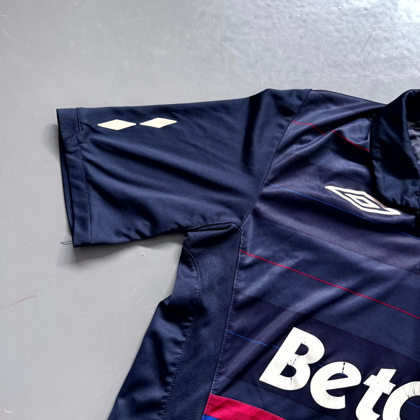 Umbro x Olympique Lyon Vintage Trikot 2007/08 | S