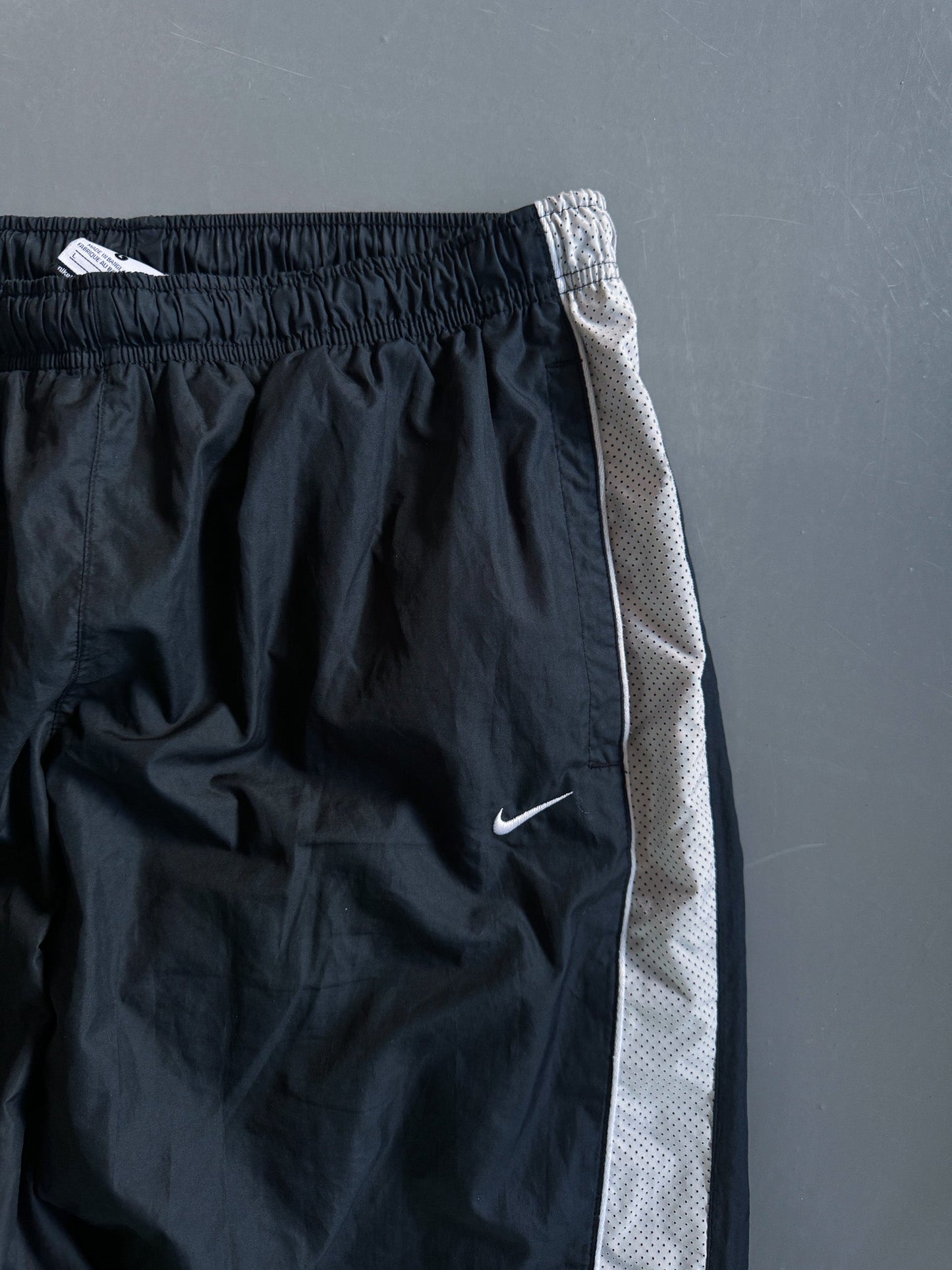 Nike Vintage Trackpants | L